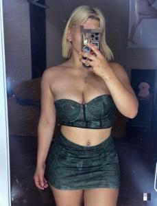 643409125: Chica busca chico en Granada