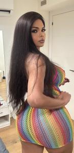 613407870: Travesti en Navarra