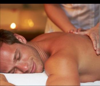 610739471: Chica busca chico en Barcelona