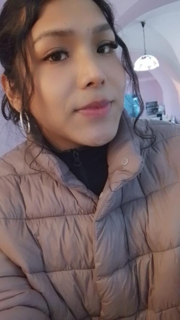 613506114: Travesti en Cantabria