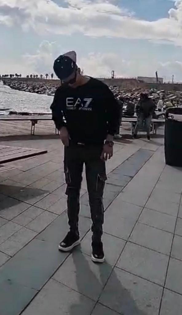 Chico busca chica en Pontevedra: 