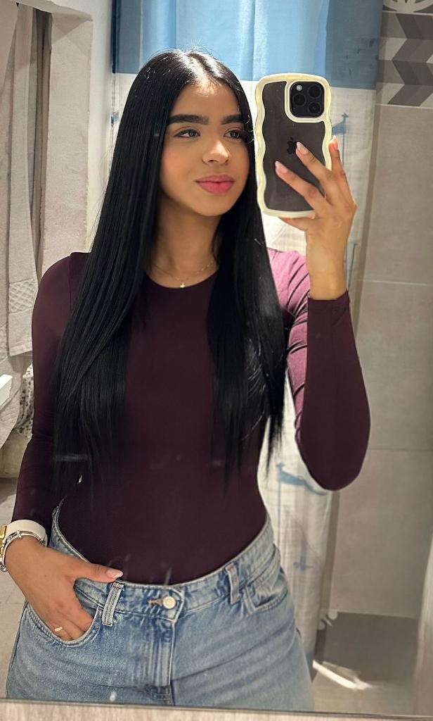 Chica busca chico en Ibiza: 