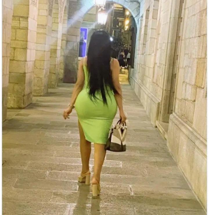 604934909: Chica busca chico en Cádiz