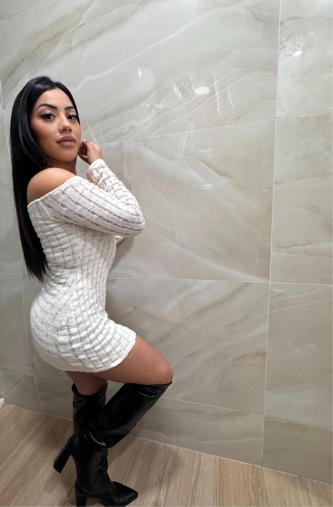 Chica busca chico en Cádiz: Chica busca chico