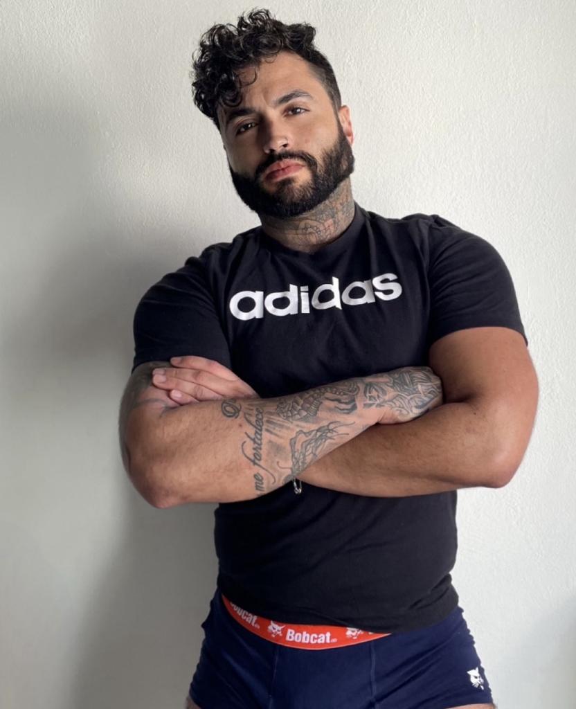 Chico busca chica en Las Palmas: 