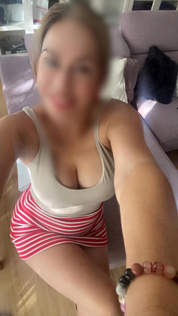 Chica busca chico en Murcia: Chica busca chico