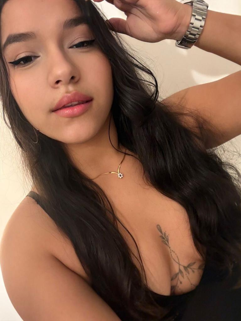 627882068: Chica busca chico en Cádiz