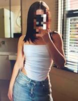 615979109: Chica busca chico en Barcelona