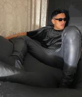 613611288: Chico busca chica en Sevilla