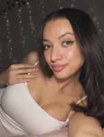 634131782: Chica busca chico en Sevilla