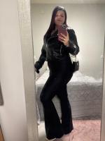 617415534: Chica busca chico en Sevilla