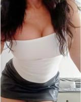 698257331: Chica busca chico en Sevilla