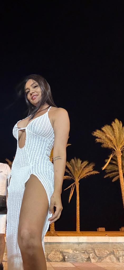 613845340: Chica busca chico en Valencia