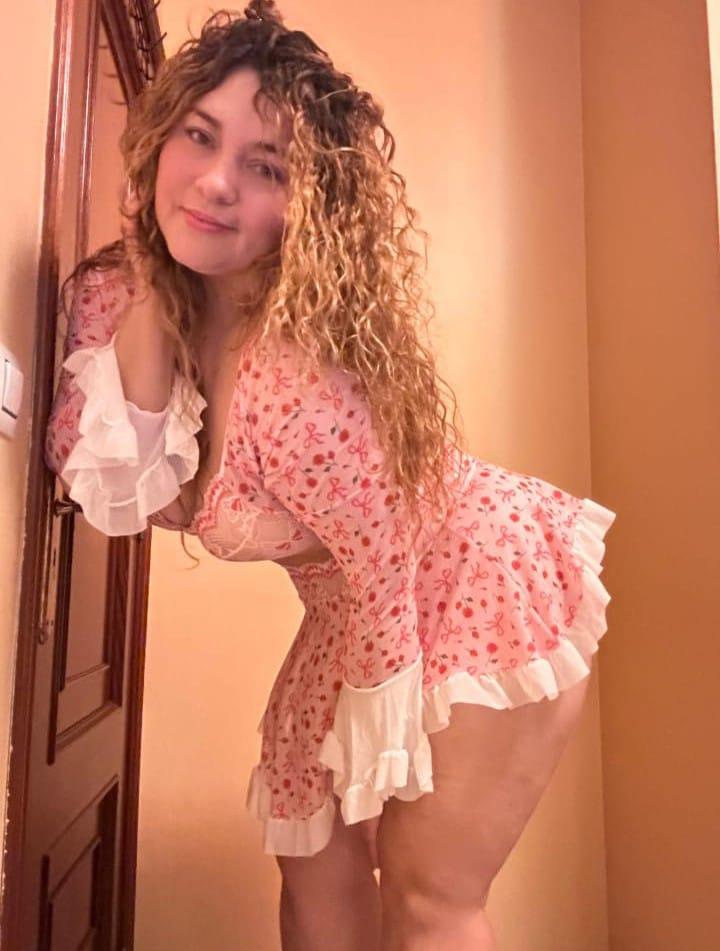 694280547: Chica busca chico en Pontevedra