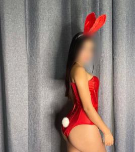 614524597: Chica busca chico en Madrid