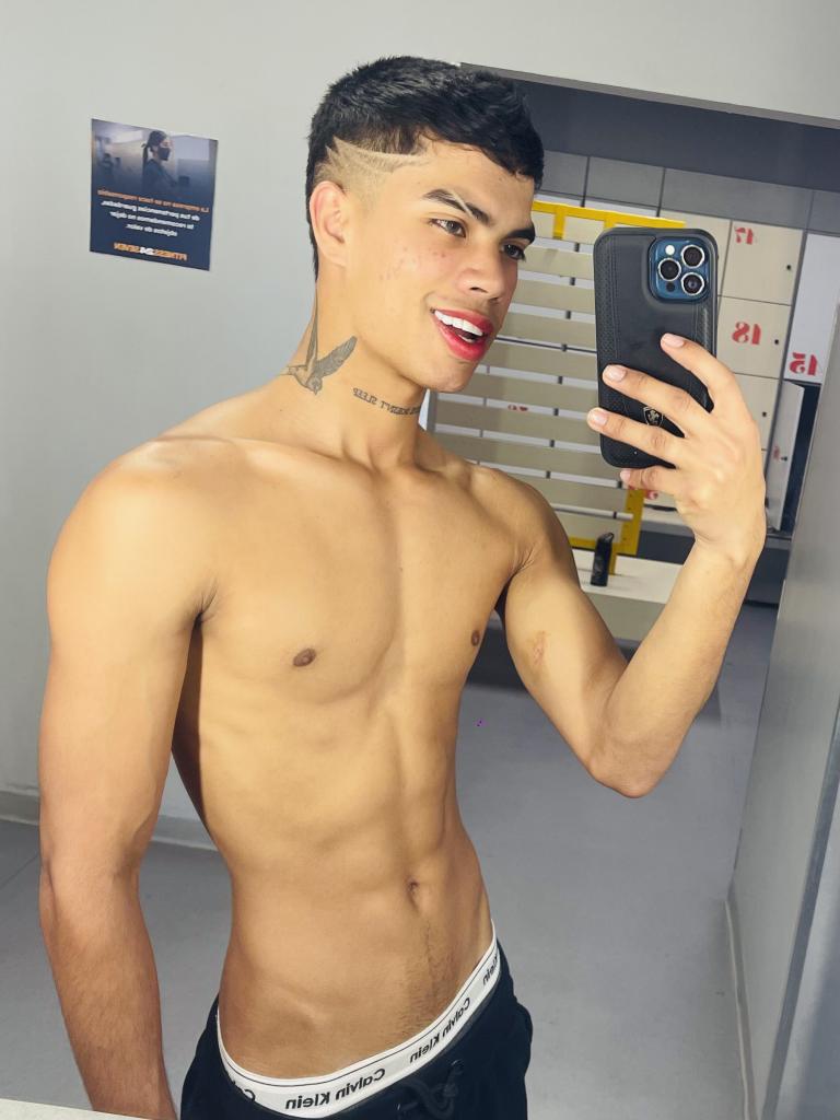 613425515: Chico busca chica en Valencia