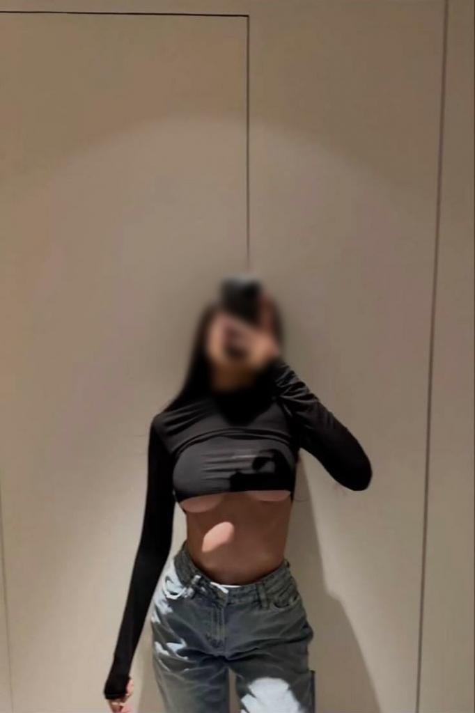 Chica busca chico en Almería: 