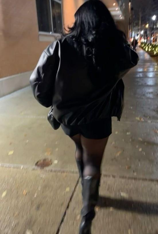 611372147: Chica busca chico en Málaga