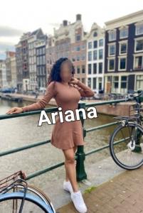 677740746: Chica busca chico en Barcelona