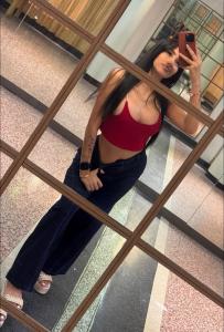 603117279: Chica busca chico en Barcelona