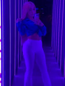 743096056: Chica busca chico en Sevilla