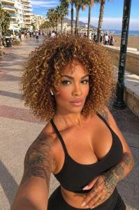 631756050: Chica busca chico en Málaga