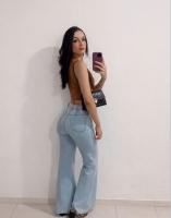 743099391: Chica busca chico en Pontevedra