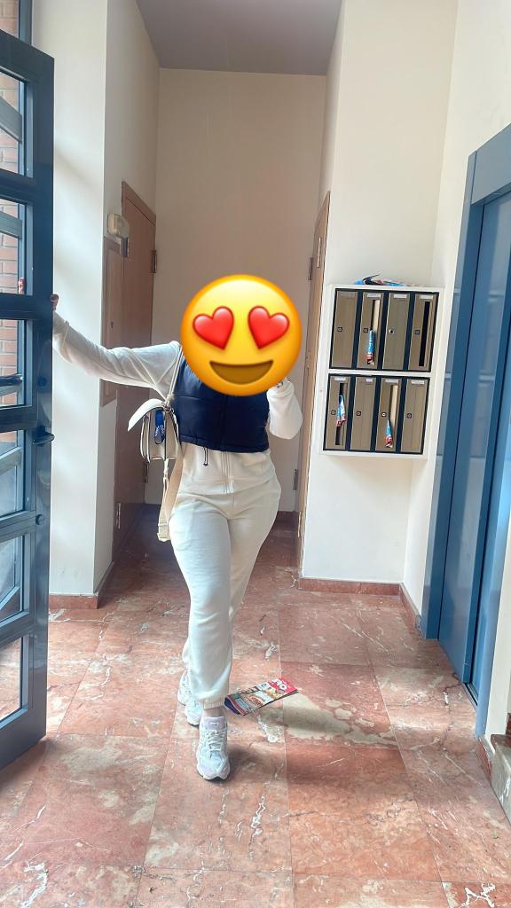 604348786: Chica busca chico en Lérida