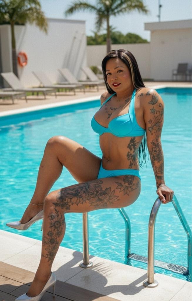 641615494: Travesti en León