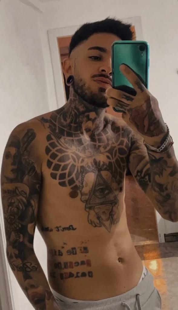 613433815: Transexual en Barcelona