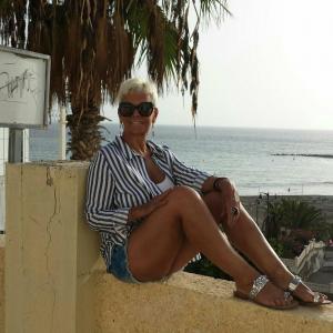 667097103: Chica busca chico en Vizcaya