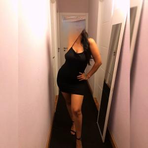 636054250: Chica busca chico en Madrid
