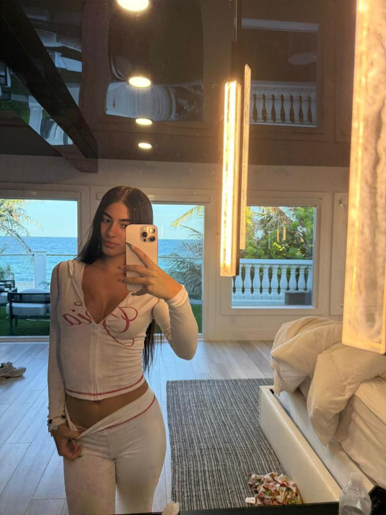 632913829: Chica busca chico en Murcia