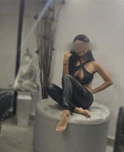 632732994: Chica busca chico en Lérida