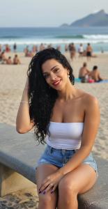 614304945: Chica busca chico en Madrid