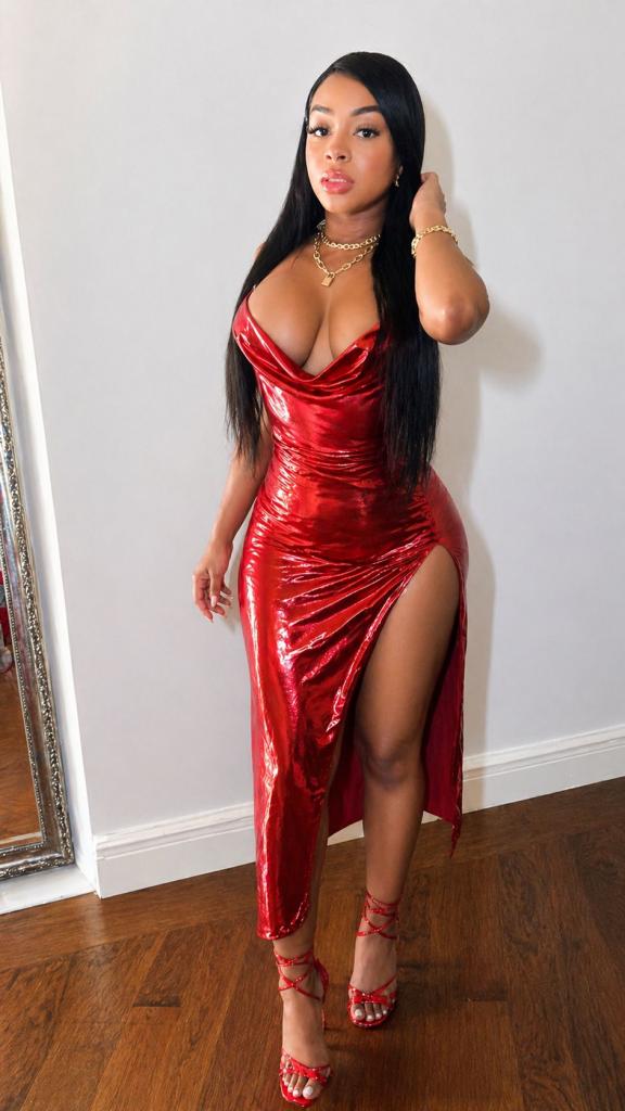 Chica busca chico en Alicante: Chica busca chico