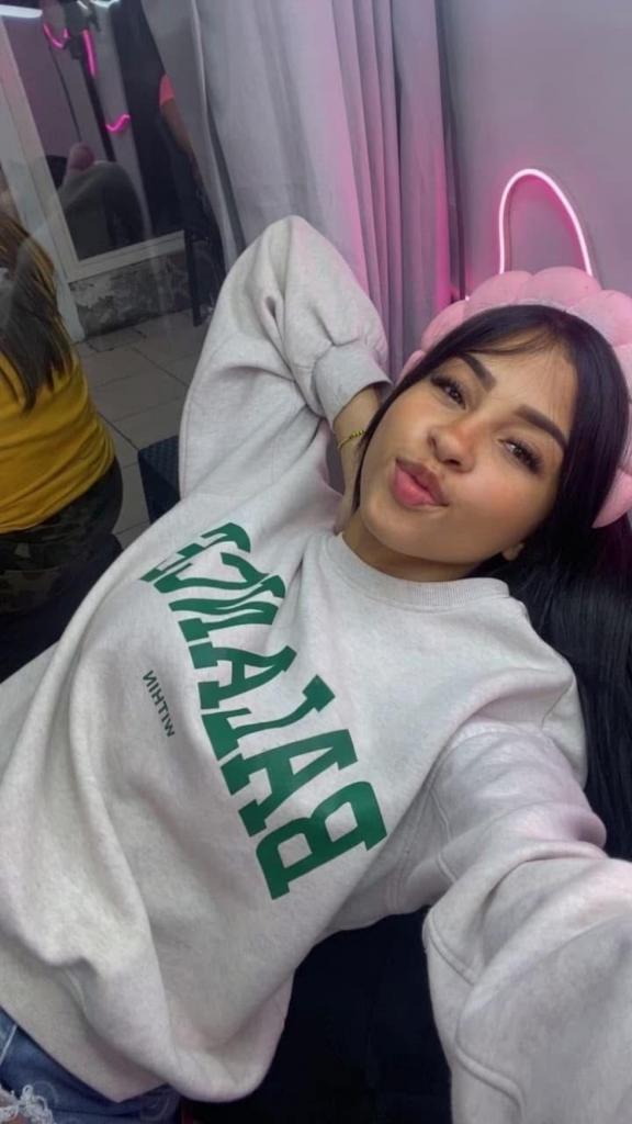 632885702: Chica busca chico en Gerona