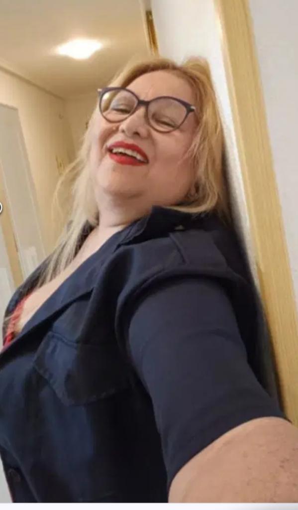 Chica busca chico en Mallorca: 