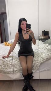 621097633: Chica busca chico en Madrid