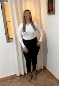 610077613: Chica busca chico en Madrid