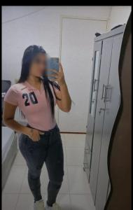 613945970: Chica busca chico en León