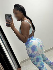 642140551: Chica busca chico en Cádiz