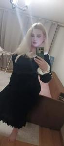 694211873: Chica busca chico en Barcelona