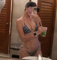 613965309: Chica busca chico en La Coruña