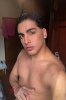 662421374: Chico busca chica en Zaragoza