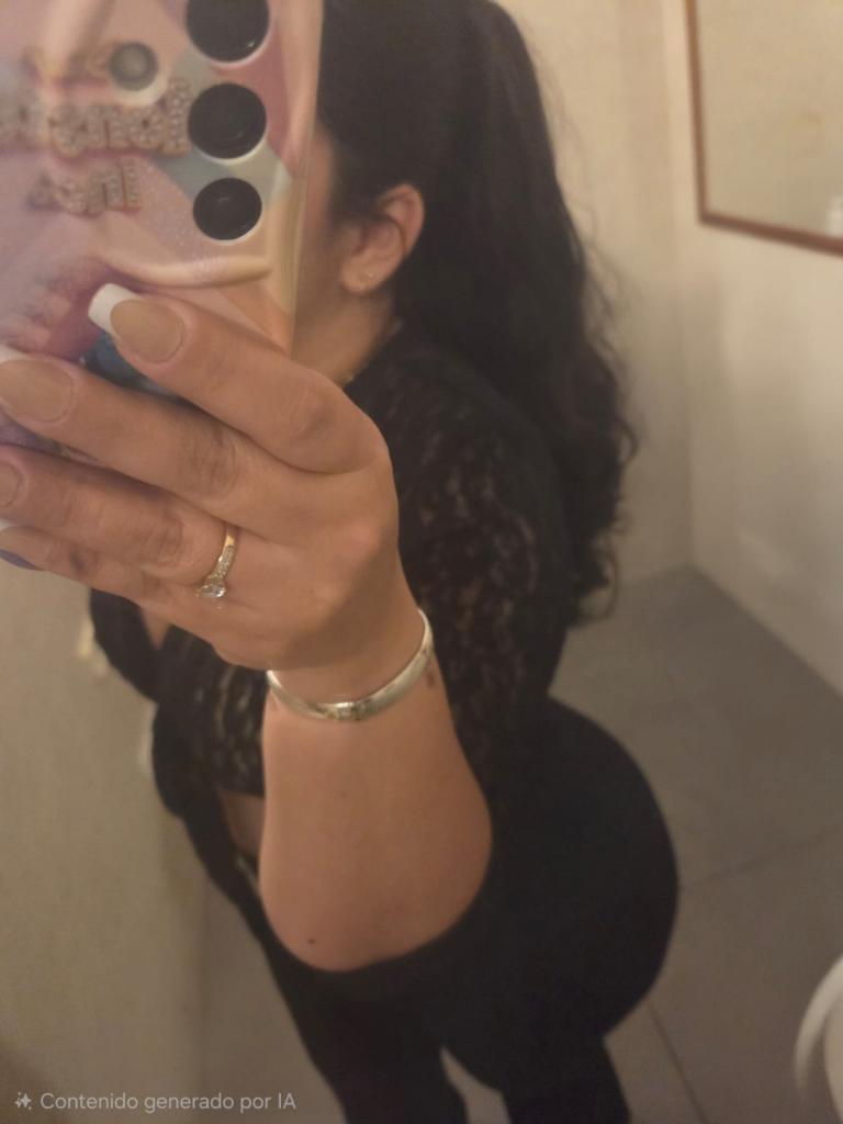 Chica busca chico en Menorca: 
