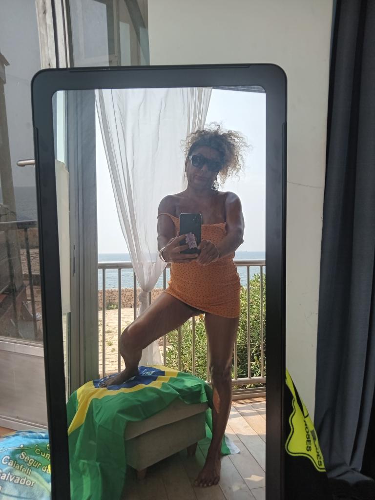Chica busca chico en Barcelona: 