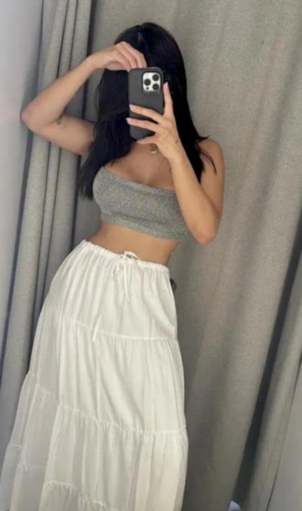 Chica busca chico en La Coruña: 