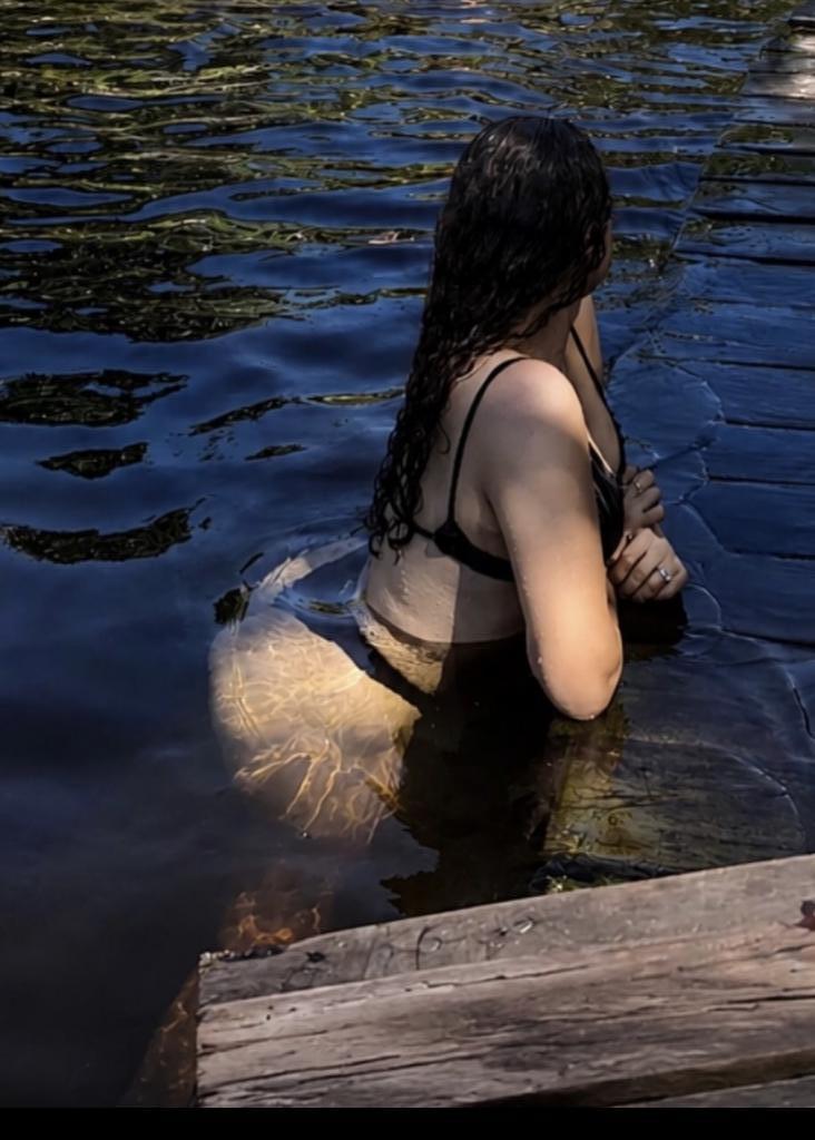 621093611: Chica busca chico en Granada