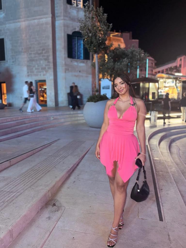 Chica busca chico en Barcelona: 